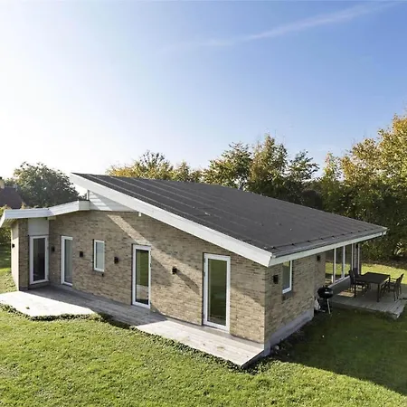 N279-karrebaeksminde-eno-kystvej-131 بيت للعطل *